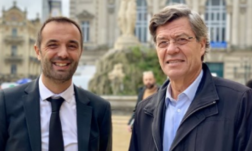 En décembre dernier, j'avaisi le plaisir de recevoir la visite et le soutien de Jo Spiegel, pionnier de la démocratie participative depuis 1989.